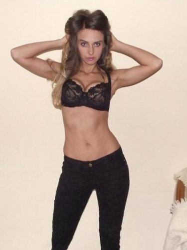 Индивидуалка СПб Галя Брюнетка c 3 размером груди у метро Горьковская Санкт-Петербург Фото-3